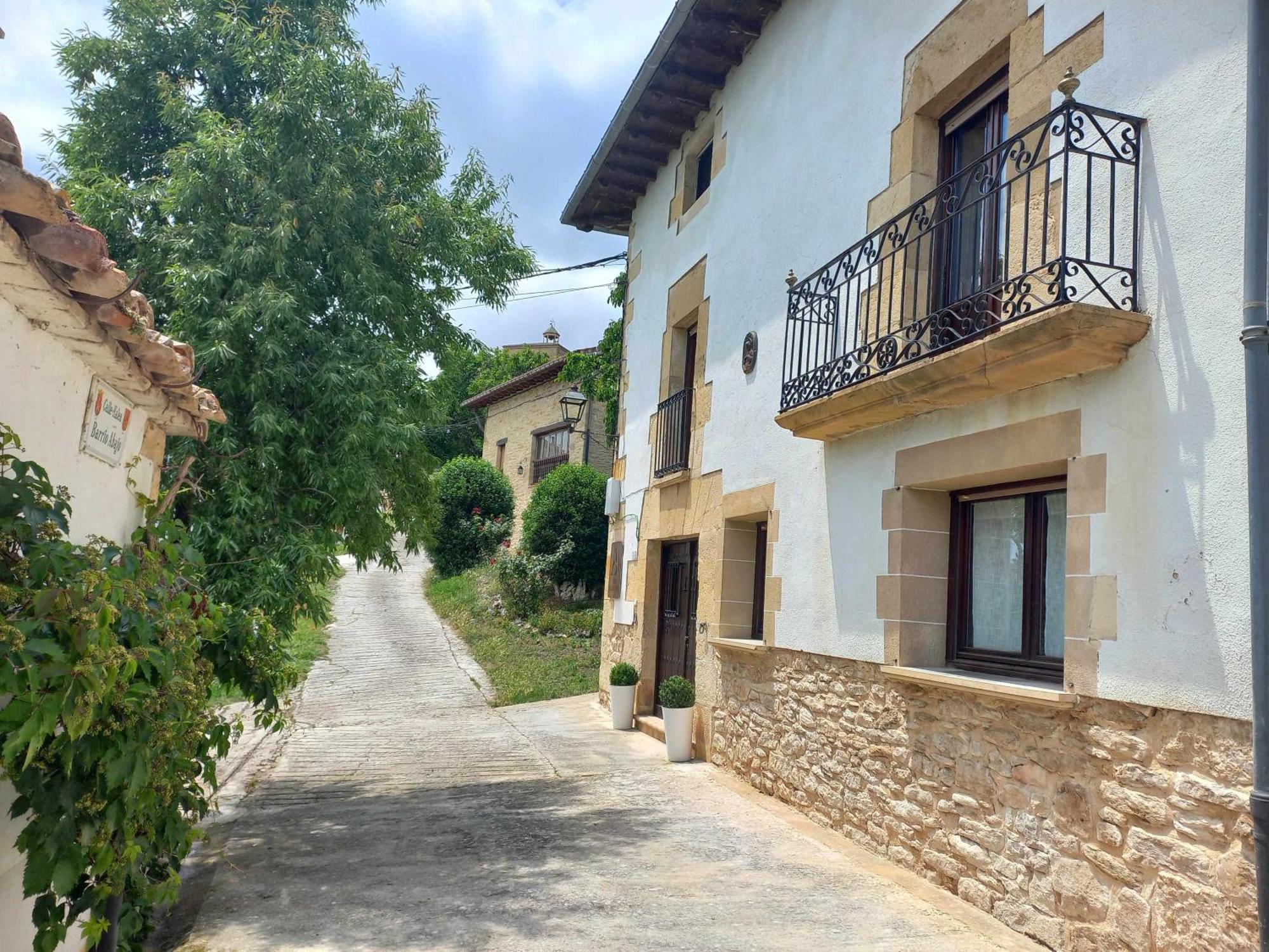 Casa Albaitar Con Piscina Y Sala De Juegos Azcona Exterior photo